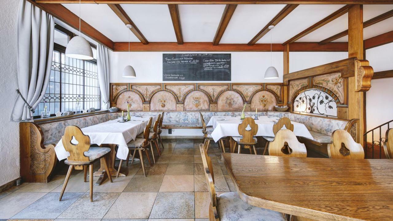 Hotel Restaurant Austueble Elchingen Exterior photo